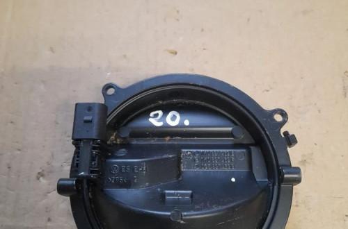 Przycisk otwierania klapy Golf V HB 1k0 827 469e