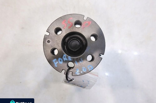 WAŁEK ROZRZĄDU SSĄCY PRAWY FORESTER III 2.0 D