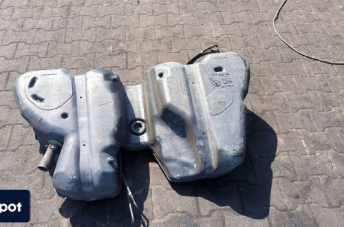 ZBIORNIK PALIWA VOLVO S60 31331714