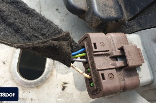 peugeot 307 sw zamek drzwi prawy przód przedni 6 pin