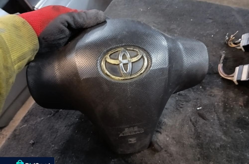 toyota yaris ii 2 poduszka powietrzna airbag kierowcy