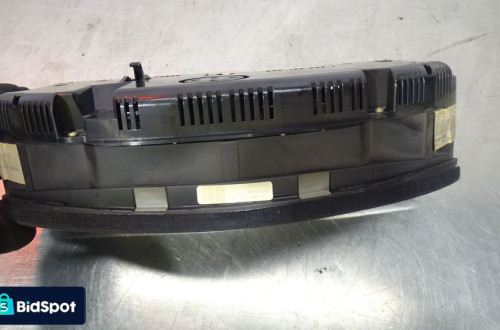 LICZNIK AUDI A4 B6 1.9TDI 73311-80G10