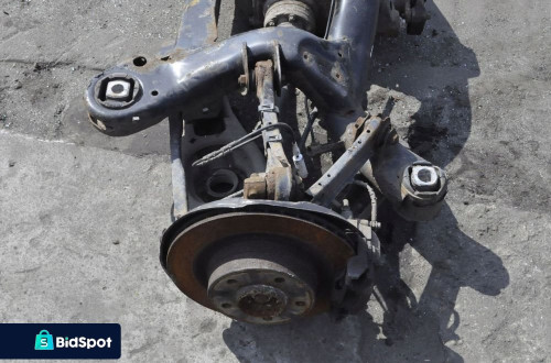 BMW E81 2.0D ZAWIESZENIE BELKA TYŁ 7598855 3.07