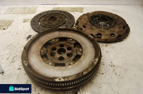 SPRZĘGŁO KOMPLETNE DWUMASOWE 06F105266K 2.0 TFSI BWA SKODA OCTAVIA II AUDI SEAT VW