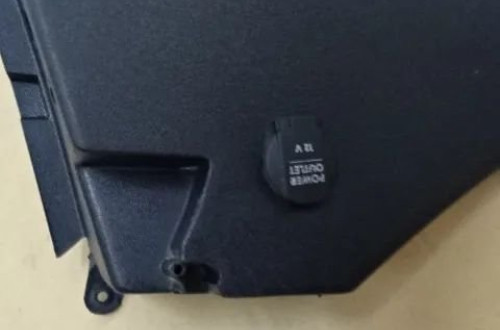 PODPORA PÓŁKI BAGAŻNIKA VW NEW BEETLE NR26
