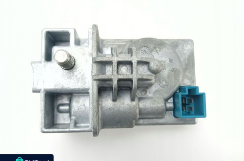 RYGIEL BLOKADA KIEROWNICY MERCEDES C W204 S204 LIFT A2045458132