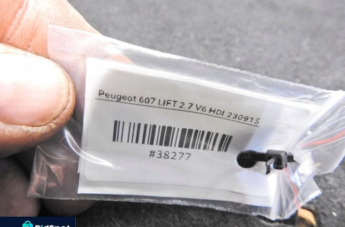 DYWAN WYKŁADZINA BAGAŻNIKA PEUGEOT 607 LIFT 96288116