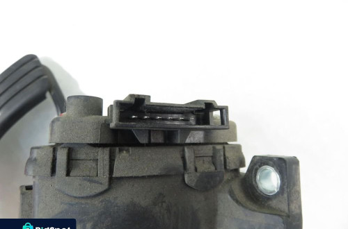 POTENCJOMETR GAZU RENAULT ESPACE IV 2.2 dCi 8200007513