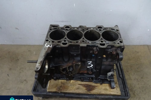 BLOK DÓŁ SILNIKA BMW E90 2.0D M47T2 NR3