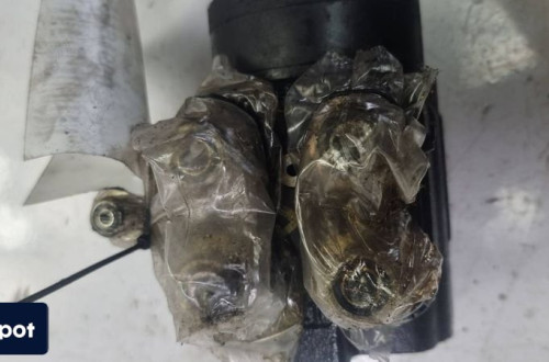 ZAWÓR BOBCAT T2556 12980-000