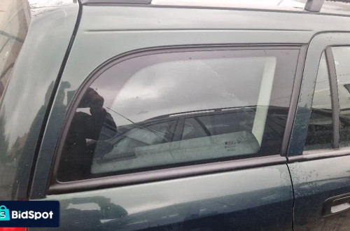 OPEL ASTRA G KOMBI SZYBA KAROSERYJNA PRAWY  TYŁ