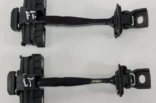 OGRANICZNIK DRZWI TYŁ VW GOLF VII KOMBI 5G4839249A