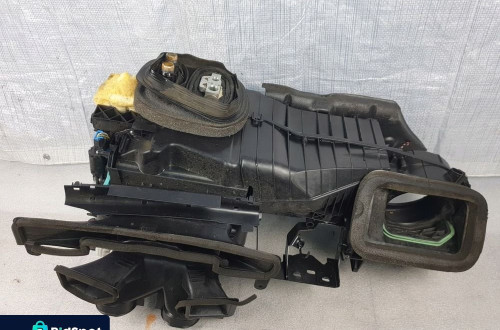 NAGRZEWNICA AUDI A3 8P LIFT EUROPA KPL