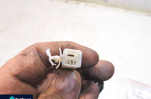 KLAMKA KLAPY TYŁ MITSUBISHI LANCER VIII