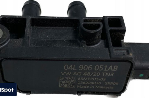 CZUJNIK CIŚNIENIA SPALIN VW AUDI 04L906051AB