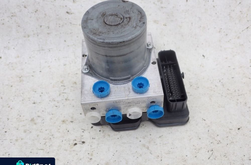 VOLVO XC40 17- POMPA ABS 31445741