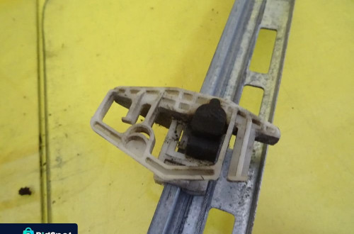 PODNOŚNIK SZYB SZYBY LEWY PRZÓD PEUGEOT 206 5D MECHANIZM ELEKTRYCZNY NR175