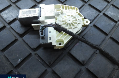 SILNICZEK SZYBY LEWY PRZOD RANGE ROVER SPORT L320 964200 RANGE