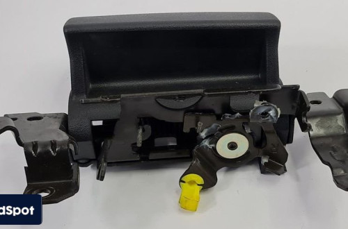 KLAMKA WEWNĘTRZNA TYLNA PRAWY TYŁ MAZDA RX-8