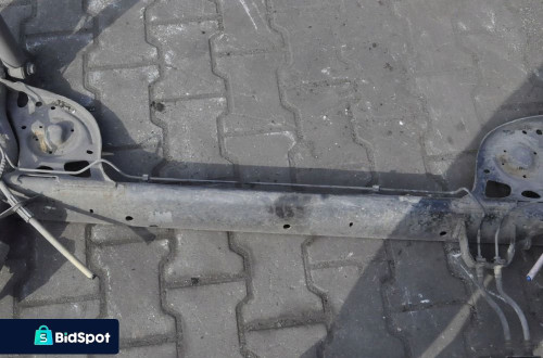 RENAULT CLIO III KOMBI 12R ZAWIESZENIE BELKA TYŁ