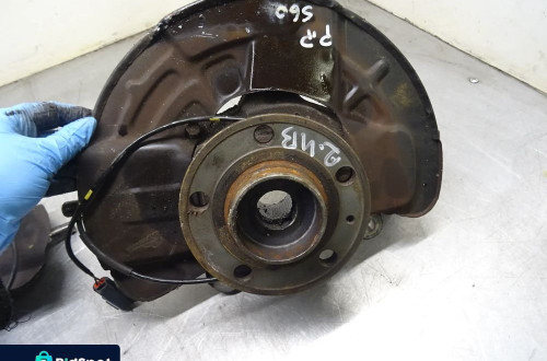 VOLVO S60 LIFT 2.4B ZWROTNICA PRZÓD LEWA PRAWA