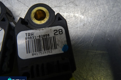 TOYOTA AURIS 06-09 1.4 D4D CZUJNIK UDERZENIA 98831-02060