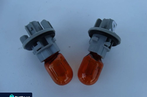 OPRAWKA KIERUNKOWSKAZU LAMPY PRZÓD LEWA PRAWA HONDA CIVIC X F-VAT