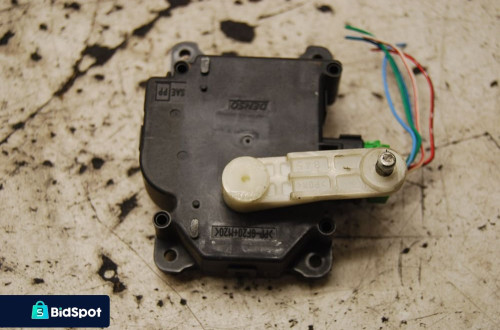 SILNICZEK NAGRZEWNICY 063700-8630 SUBARU LEGACY IV LIFT