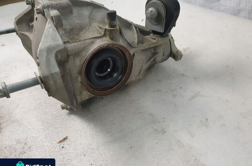 W205 2.0 CDI MOST DYFER DYFERENCJAŁ A2133504307