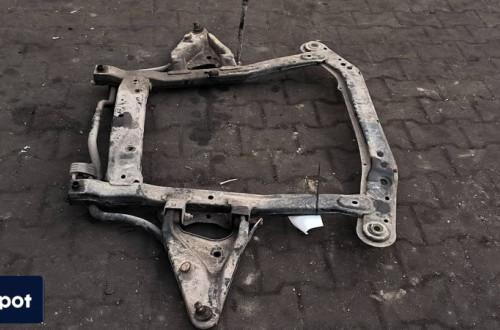 SANKI PRZEDNIE DACIA LOGAN