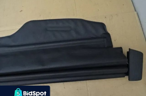 ROLETA BAGAŻNIKA Z PROWADNICAMI OPEL ASTRA II LIFT NR105