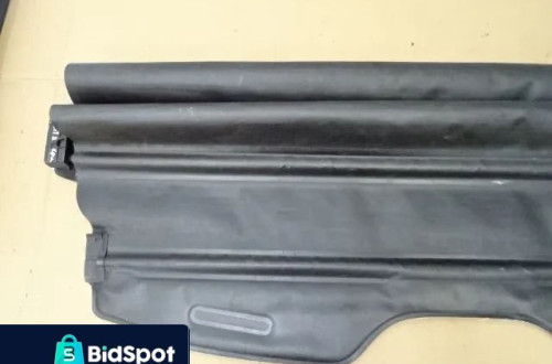 ROLETA BAGAŻNIKA Z PROWADNICAMI OPEL ASTRA II LIFT NR105