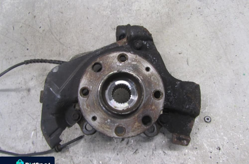 opel corsa d 1.3 cdti 1.3 cdti piasta-zwrotnica lewy przód