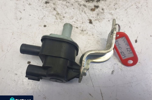 Toyota Corolla XII E21 2.0 H ZAWÓR PODCIŚNIENIA zaworek 90910-12279