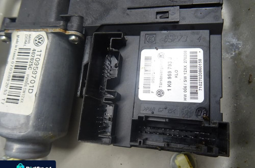SKODA OCTAVIA II 04-08 VRS MECHANIZM WYCIERACZEK LEWY PRZÓD PRZEDNI
