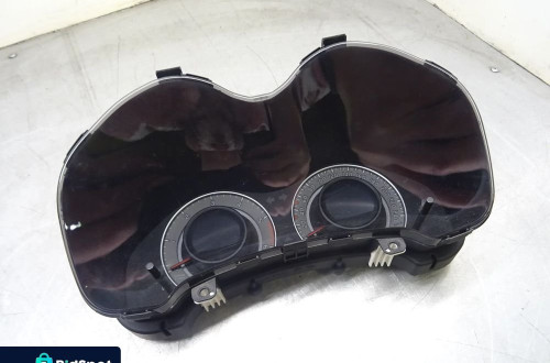 TOYOTA AURIS 06-09 1.4 D4D LICZNIK ZEGARY 83800-02M12