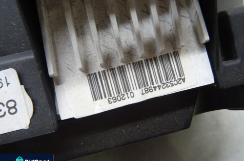 TOYOTA AURIS 06-09 1.4 D4D LICZNIK ZEGARY 83800-02M12