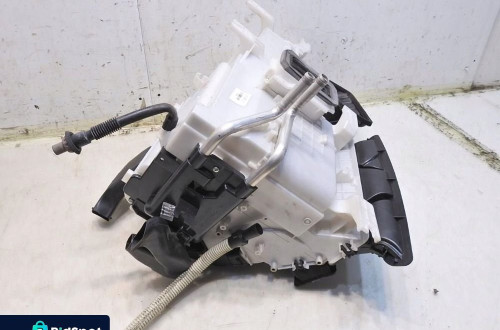 NAGRZEWNICA MITSUBISHI LANCER VIII 1.8 16V CAB142A076