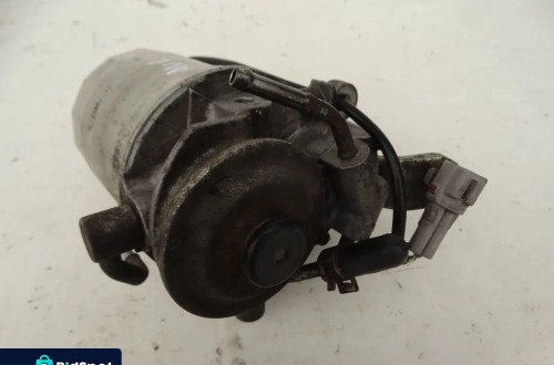OBUDOWA FILTRA PALIWA FILTR TOYOTA AURIS I E15 1.4 D4D 186100-6830 F-VAT