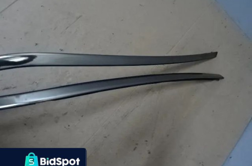 LISTWA LISTWY DACHOWE MERCEDES W124 SEDAN NR20
