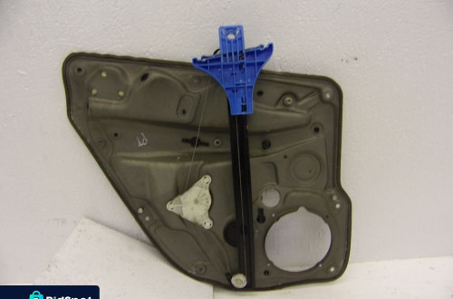ELE MECHANIZM SZYBY PRAWY TYLNY  VOLKSWAGEN GOLF 4