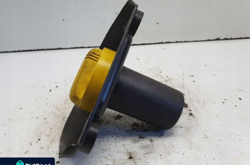 Renault Master III KOREK WLEWU OLEJU Bagnet 8200795333