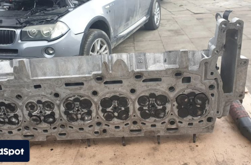 bmw x5 x6 f10 3.0d glowica 7800003