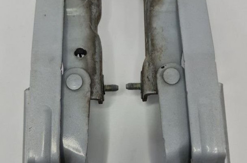 ZAWIASY KLAPY BAGAŻNIKA MAZDA RX-8 PARA