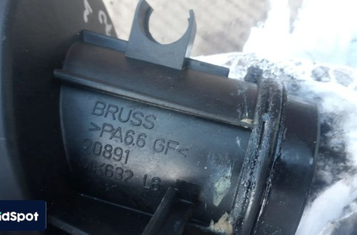 bmw x5 e70 x6 f10 f11 krociec korek wlewu oleju 7808452