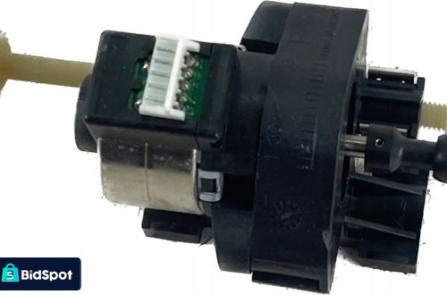 SILNICZEK REGULACJI LAMPY OCTAVIA III 5E1941016B