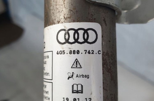 AUDI A6 C7 KURTYNA PRAWA SEDAN 4G5880742C