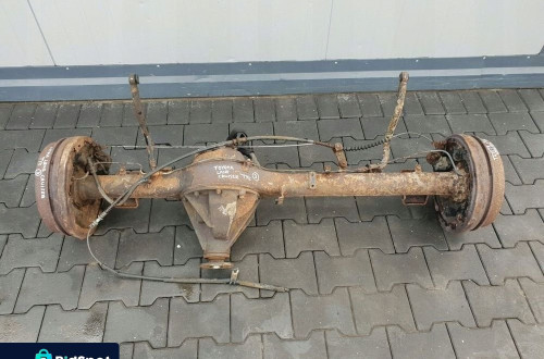 Toyota Land Cruiser J60 HJ60 4.0 D TYLNY MOST TYŁ