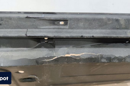 OSŁONA PODWOZIA PRAWA DUŻA AUDI Q5 8R 8R0825208C USZKODZONA