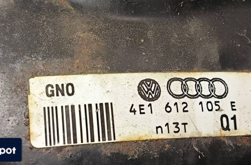SERWO HAMULCOWE AUDI A8 D3 4E1612105E